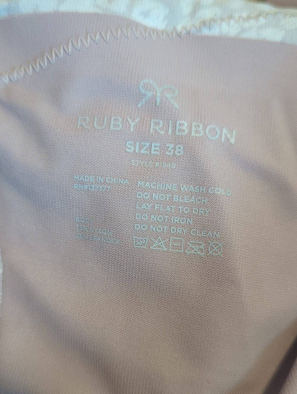 Ruby Ribbon Diva Lace Cami - Picture 4 of 6